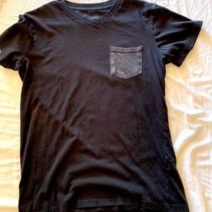 Black Front Shirt Pocket Tee small